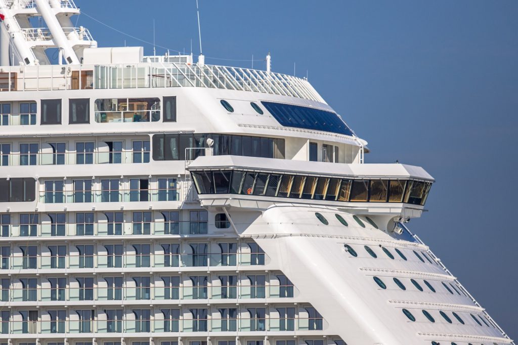 lawsuit against cruise ship company